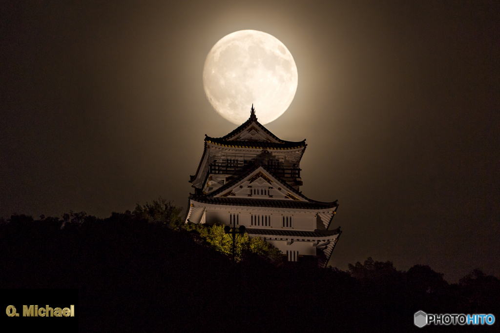 中秋の名月と城⑤