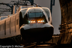 トンネルに入る上りのぞみ検測