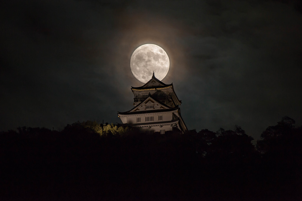 Night before the Full Moon