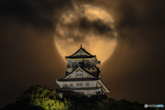 きょうの月と城③