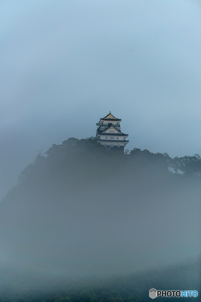 2018/05/08雨上がりの岐阜城