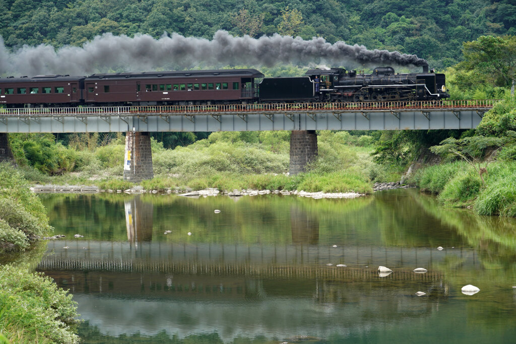 鉄橋の煙