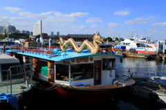 横浜
