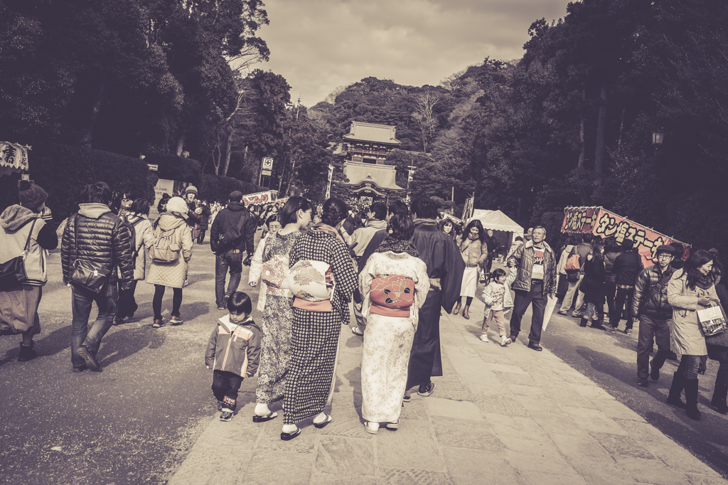 今・昔　変わらぬ光景