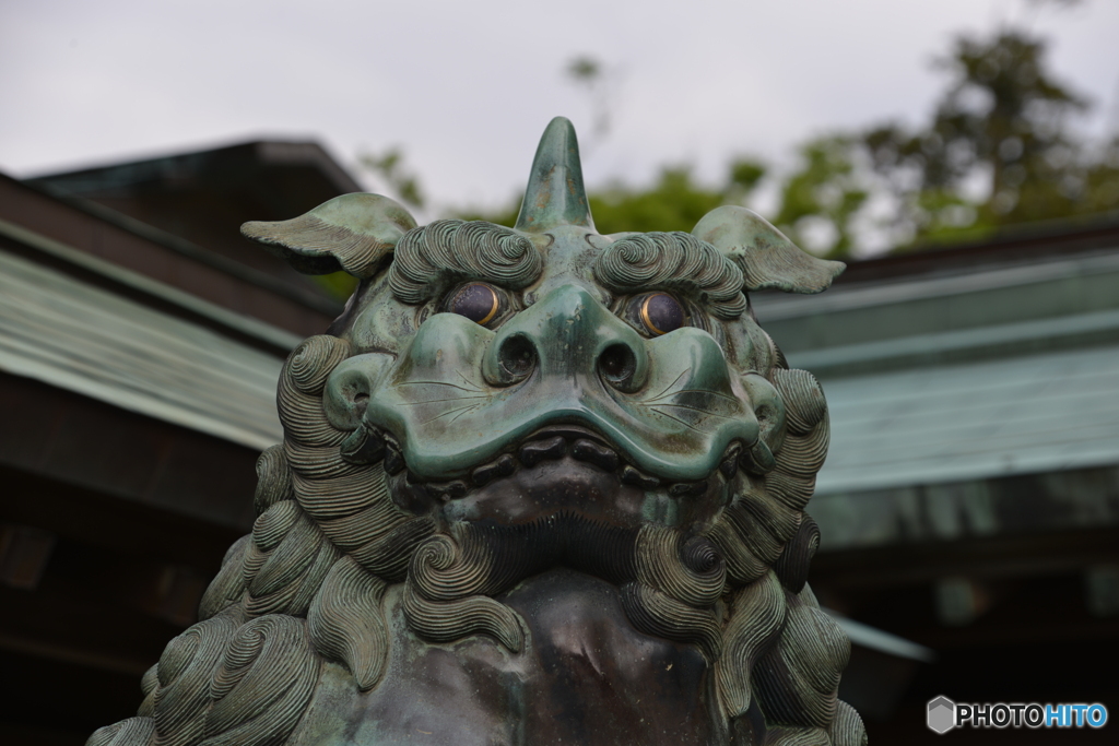 “吽”