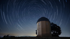 丘の上の星模様