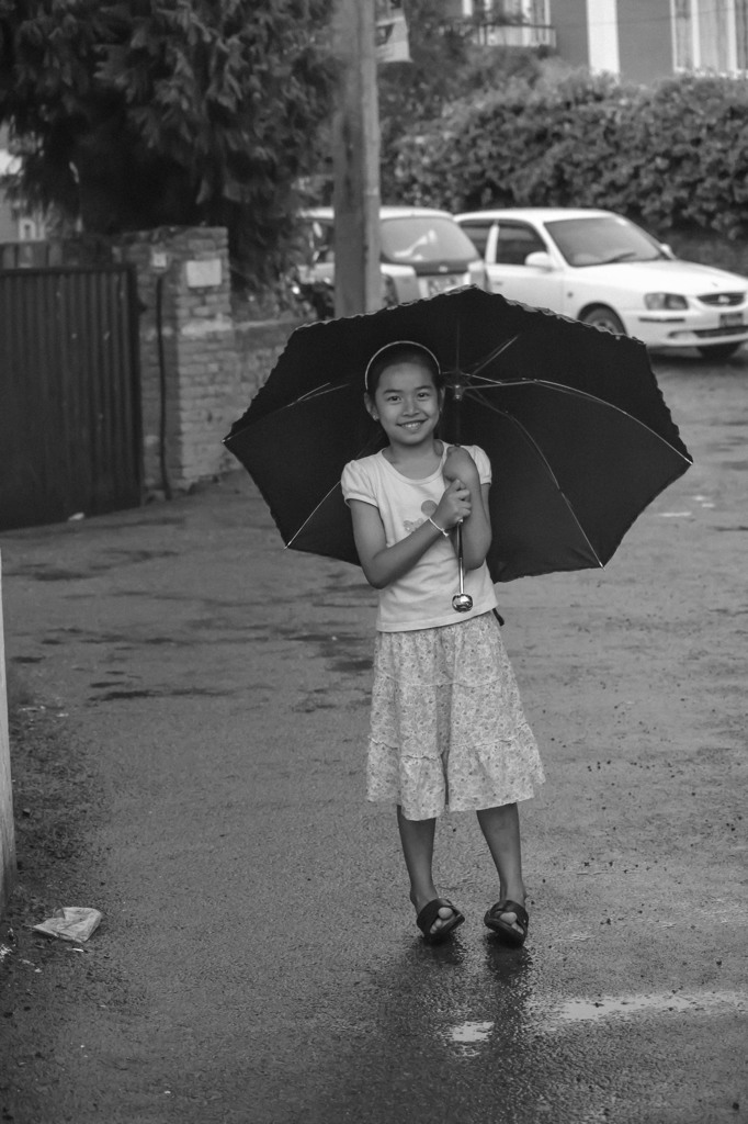 雨上がりと少女