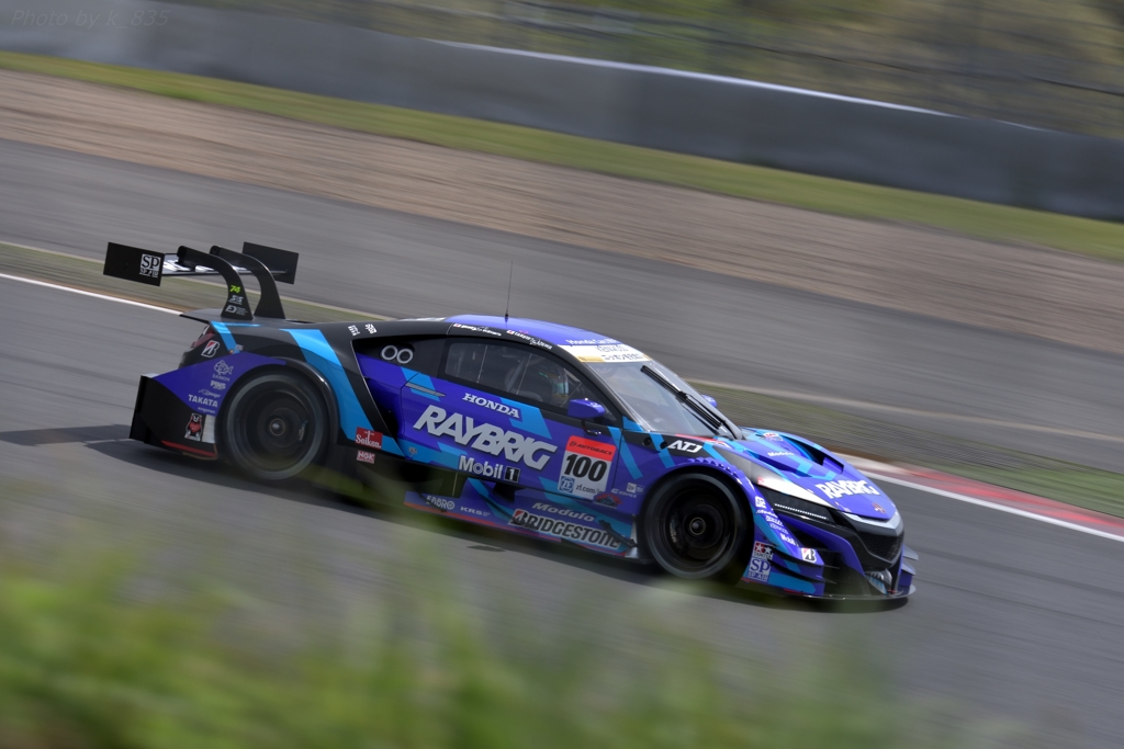 #100 RAYBRIG NSX-GT