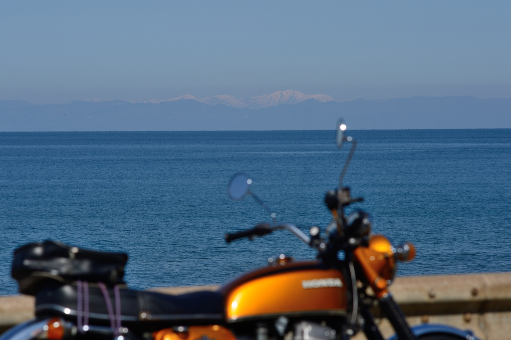 Zoom-Nikkor 80-200 1:4