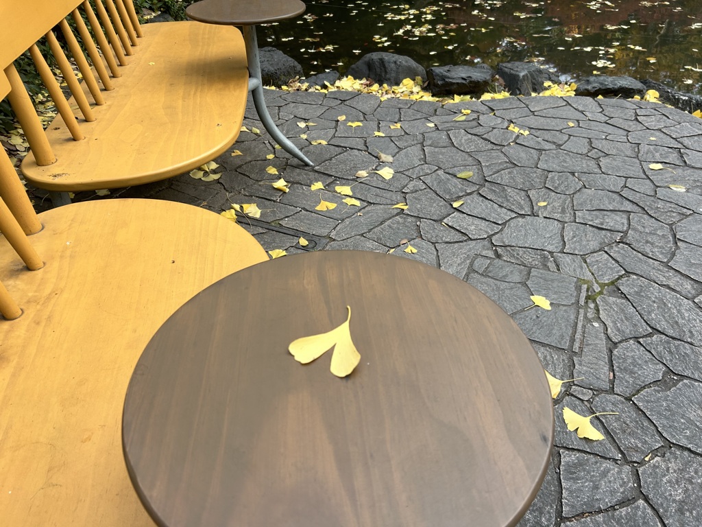 黄色い