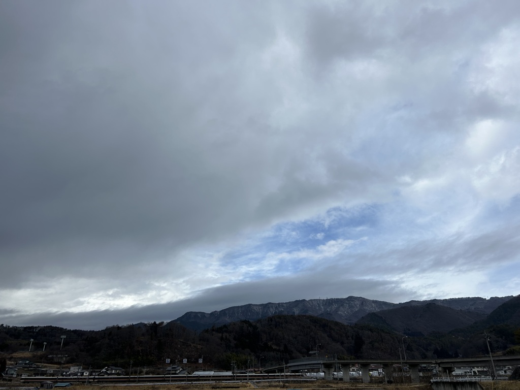 しなの通過