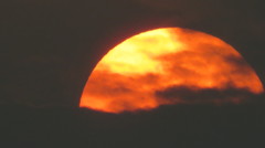 日没直前の太陽