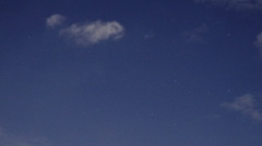 ハート形の雲と星空