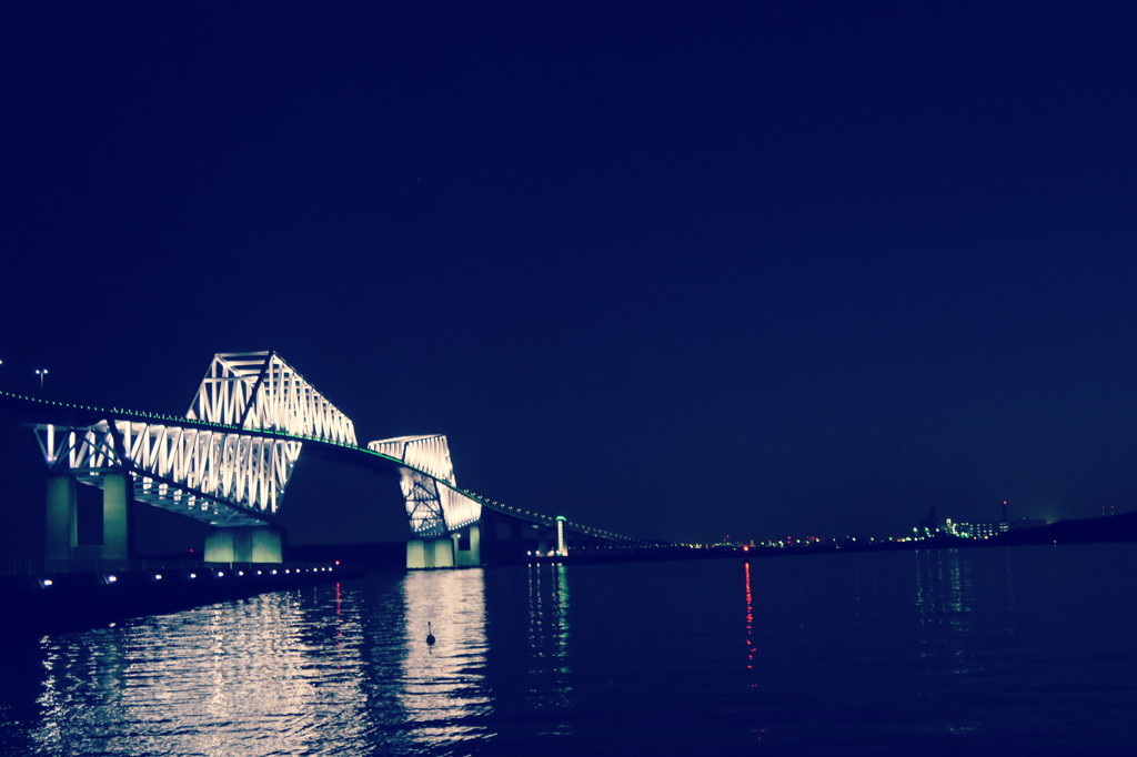 東京ゲートウェイブリッジ-日没後