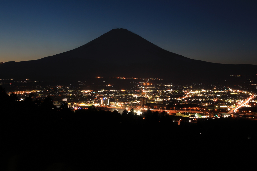 夜の始まり