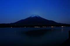 夜明け前の宴のあと