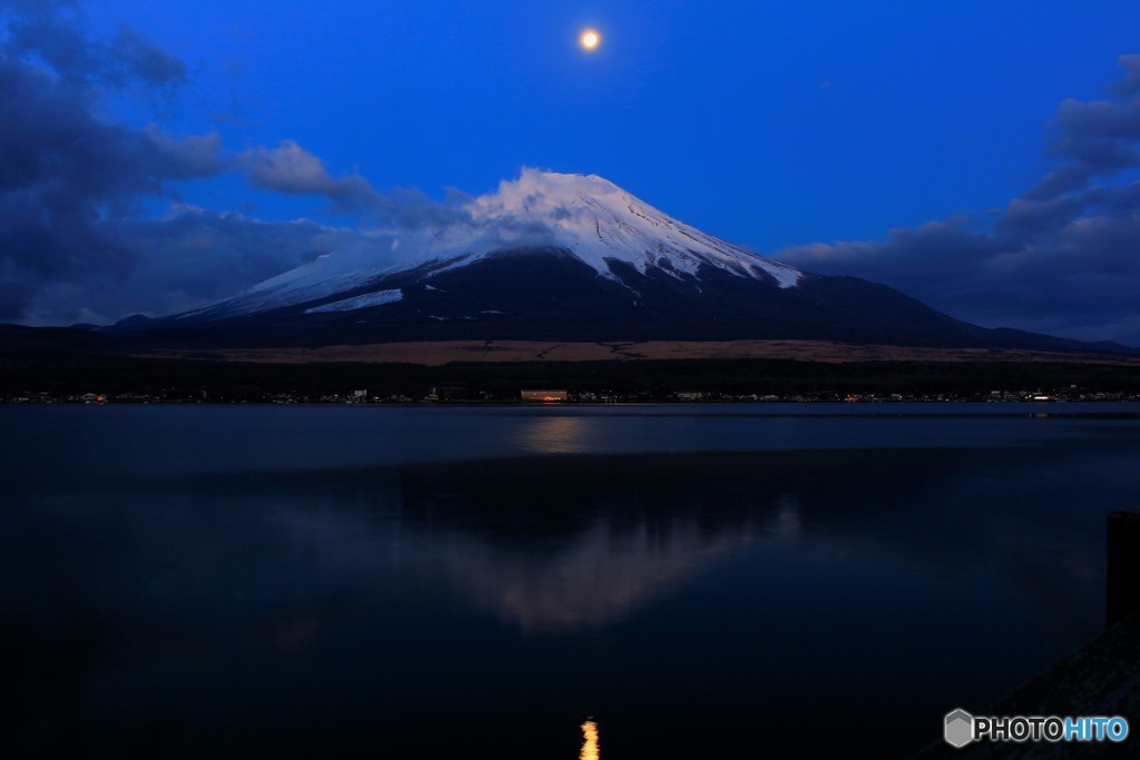 Moonlight Shower