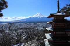 ここでの定番～忠霊塔と富士山
