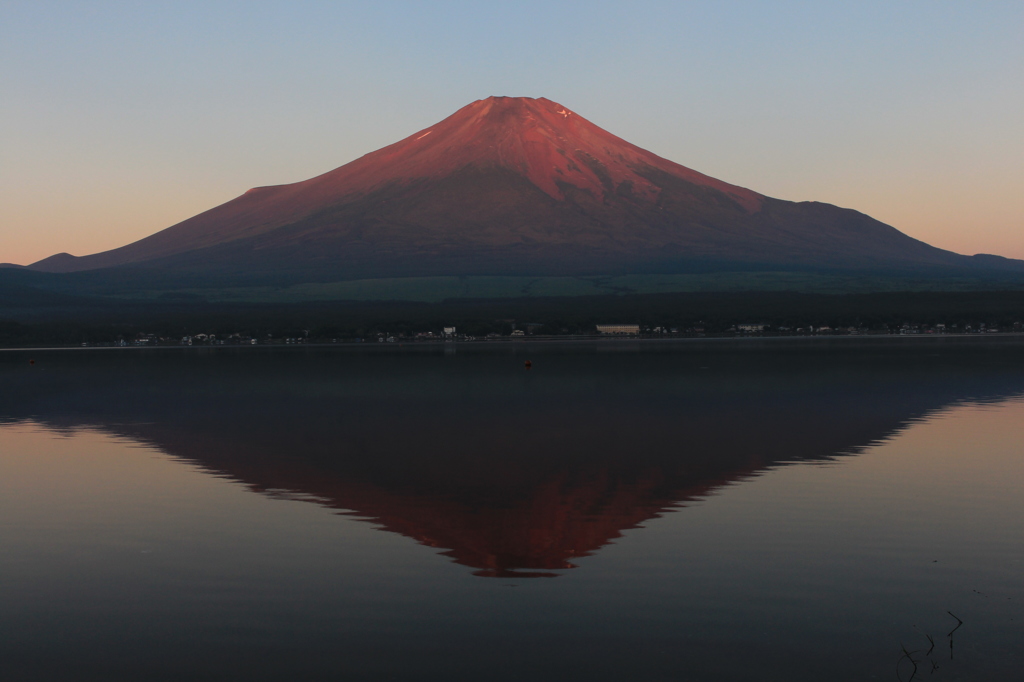 静かなる朝