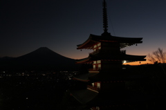 冬至の夕暮れ時…
