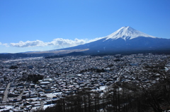 白の街並み