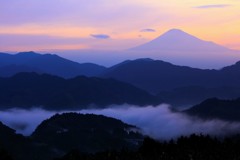 初秋の朝、雲海に会いに行く。