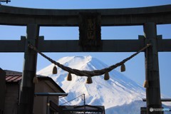 神聖なる山…富士。