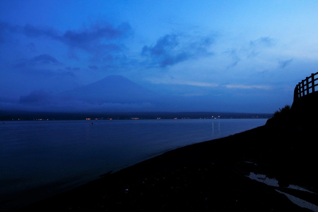 夕暮れどき、雲晴れて…