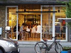 お散歩汐留　ルオーゴのお客様はほぼ外国人??