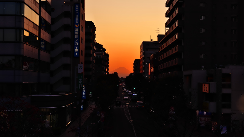 街から富士山へ