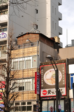 屋上に秘密基地