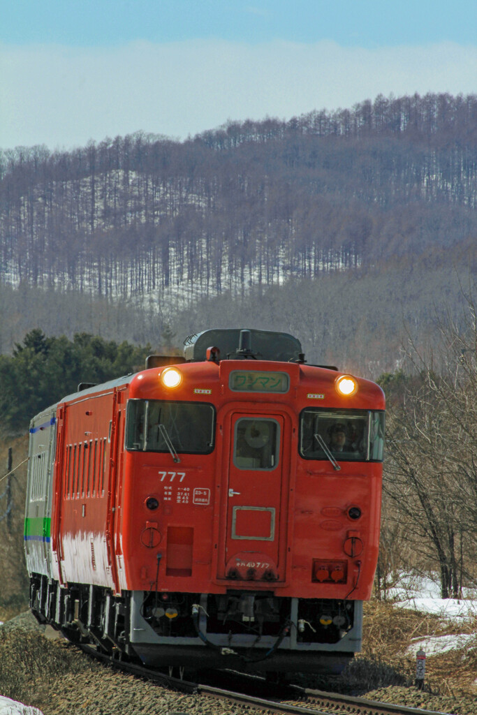 ７７７