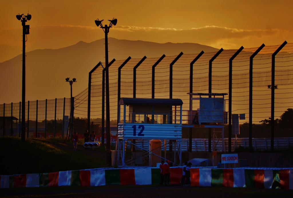追悼の夕暮れ (2015 F1日本GP)