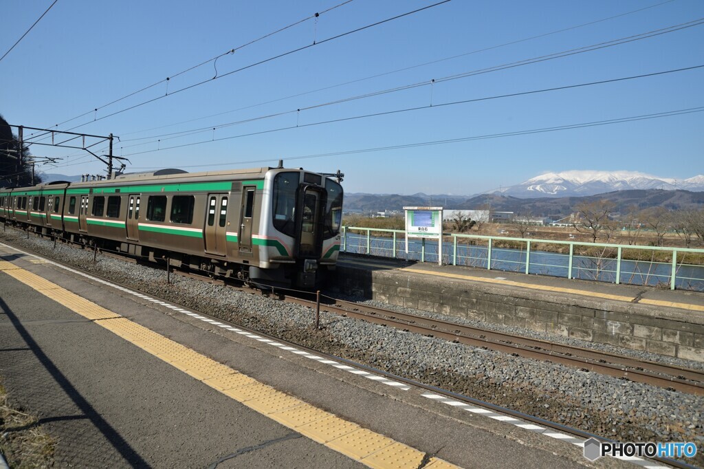東北本線東白石駅