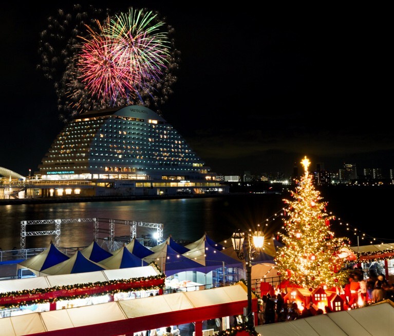 クリスマスを彩る花火