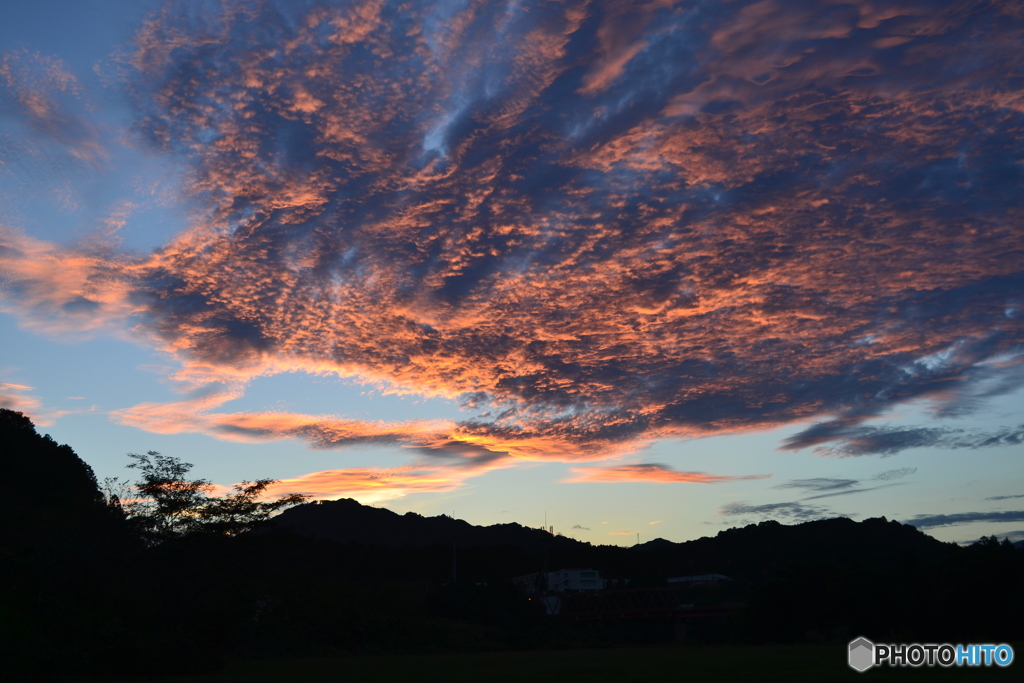 秋雲の果て