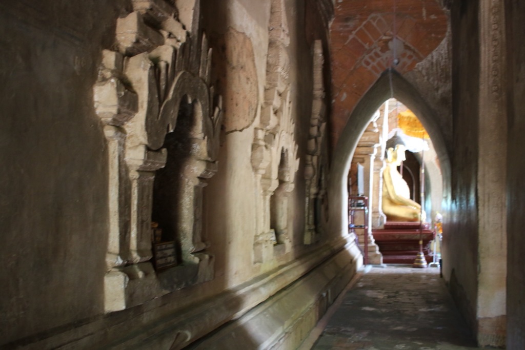 ミャンマー（バガン）の寺院