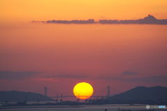 夕日と明石海峡大橋