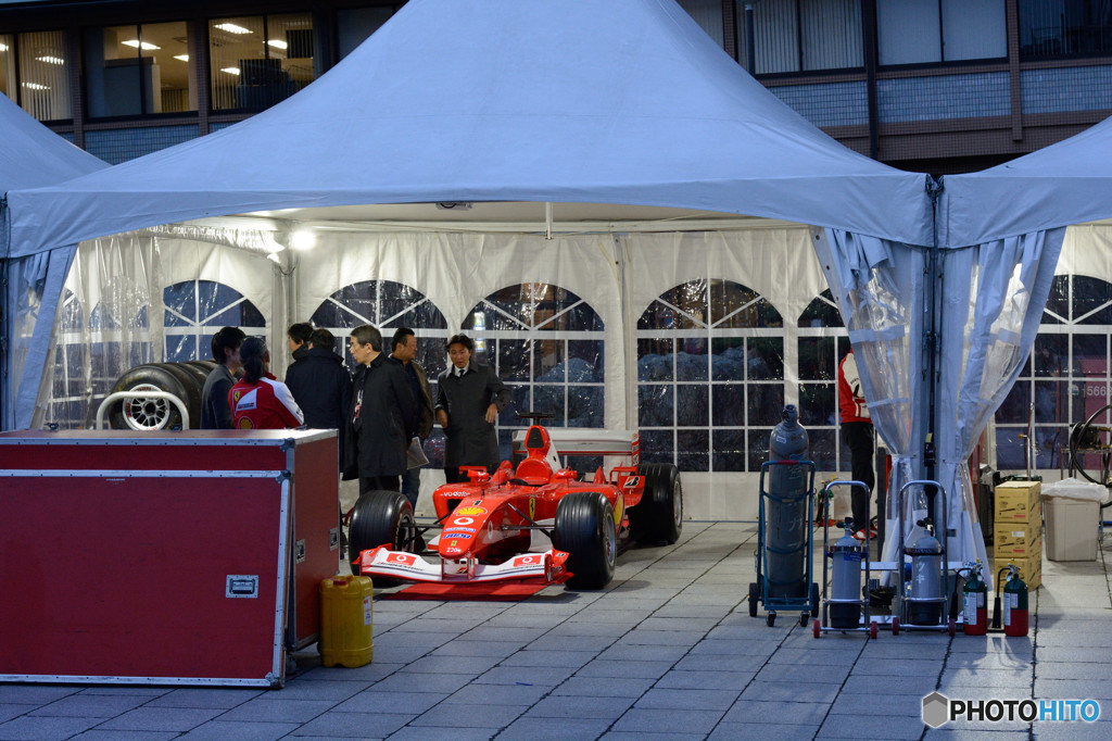 フェラーリ　ナニワワンダーストリート