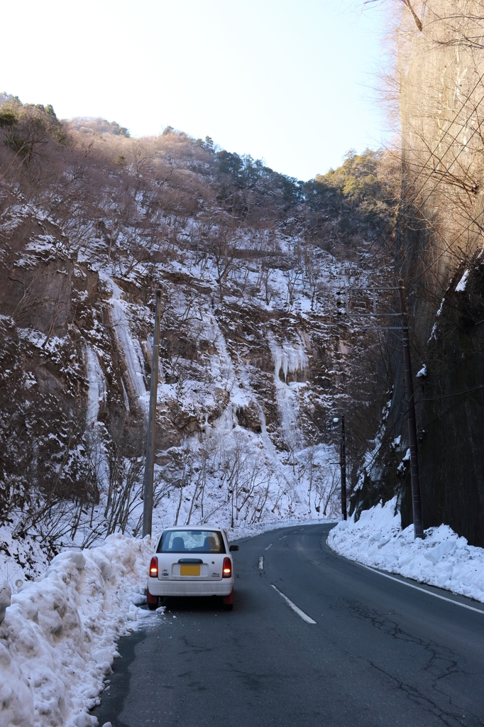 秩父市大滝・中津川渓谷の氷壁1