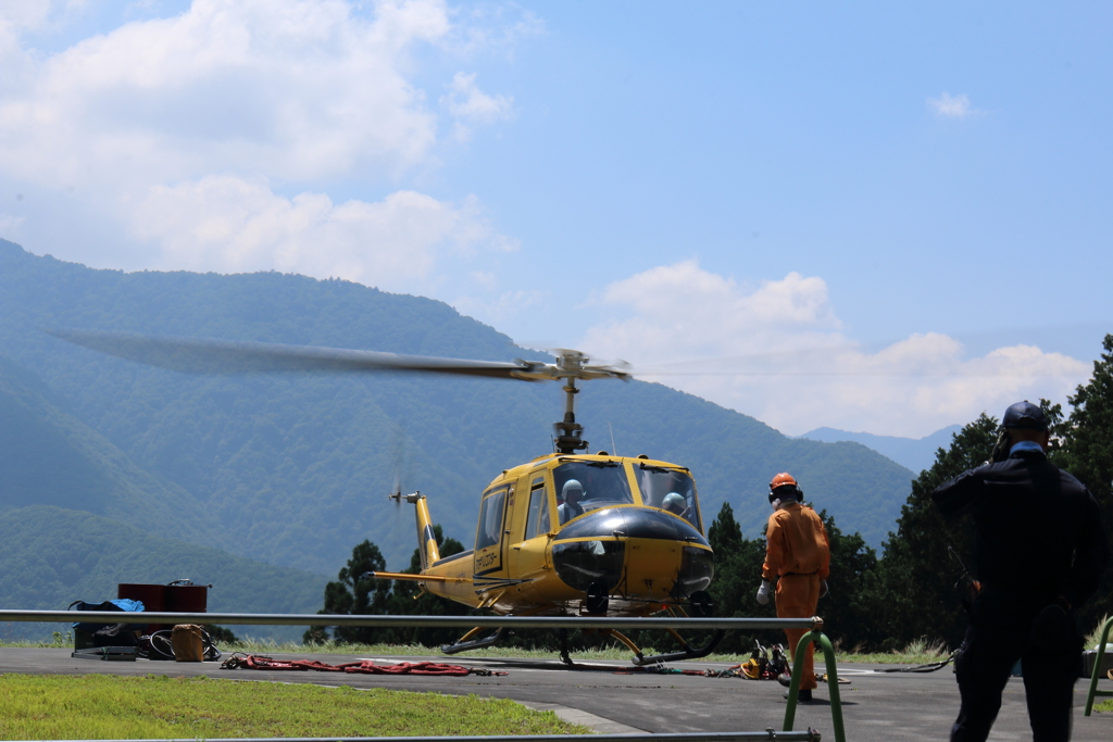 山岳輸送ヘリ3