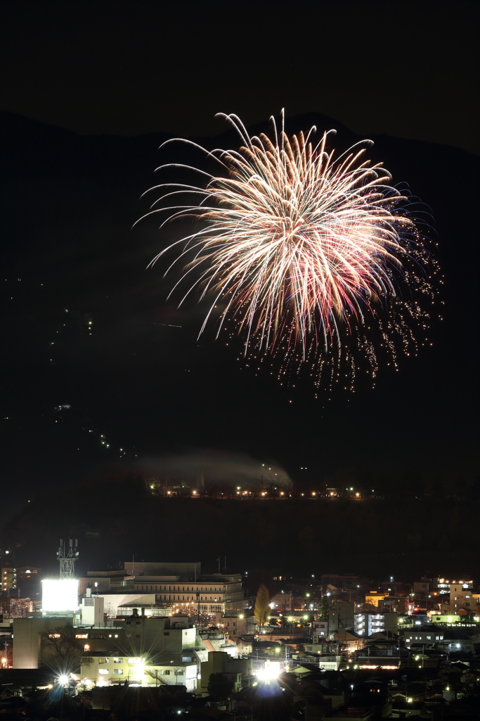 2016年・秩父夜祭の花火2