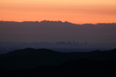 静かな夜明け前1