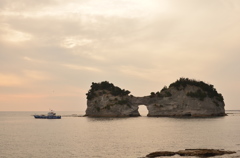 円月島