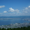 霊峰より鳰の海を望む