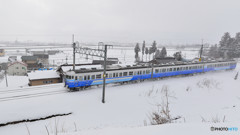 雪国の電車3