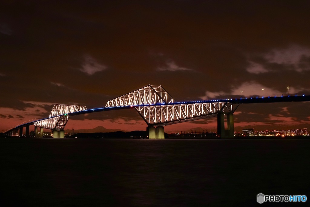 Tokyo gatebridge