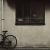 重い窓