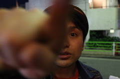 おい、そこのボタンは押すなって！