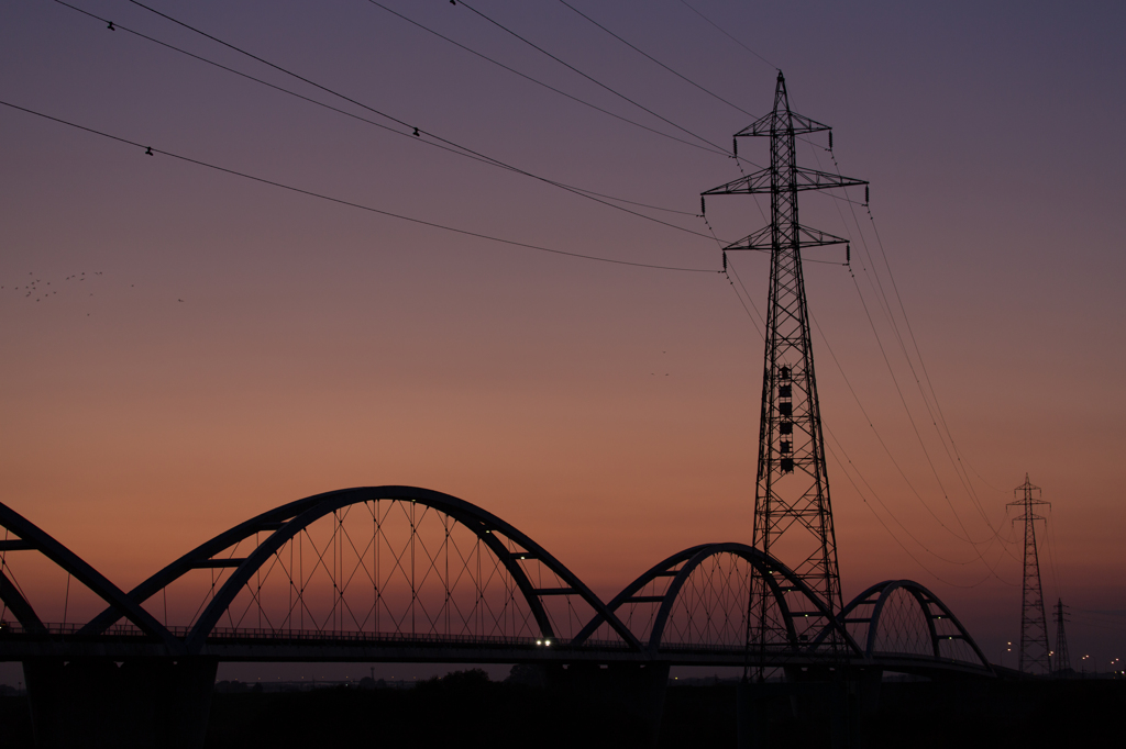 橋と夕景…1